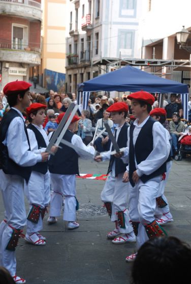 Grupo de Danza Berriztasuna de Portugalete (Actuacin grupo infantil)