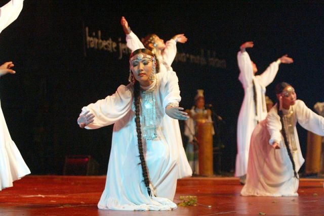29 jaialdia SAKHA  - YAKUTIA (2003).